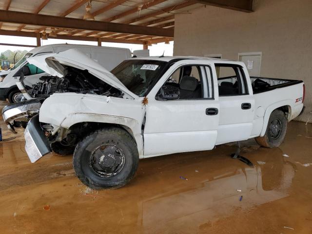 2GCEK13T651325002 - 2005 CHEVROLET SILVRDO LT WHITE photo 1