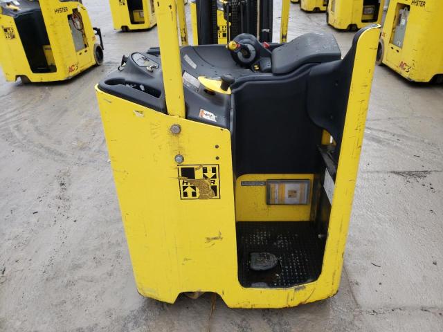 C219N01899P - 2016 HYST FORKLIFT YELLOW photo 5