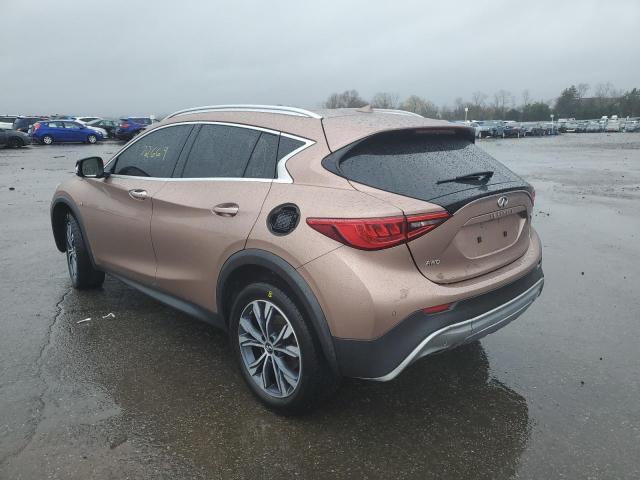 SJKCH5CR1HA017695 - 2017 INFINITI QX30 BASE BROWN photo 3