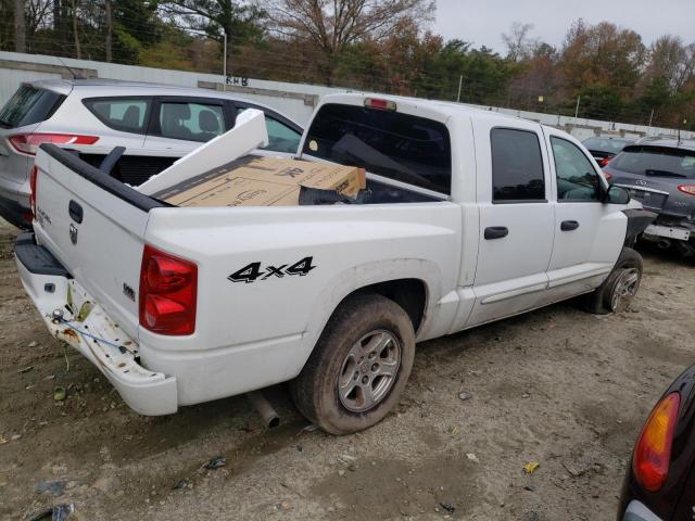 1D7HW48N26S654140 - 2006 DODGE DAKOTA QUA WHITE photo 3