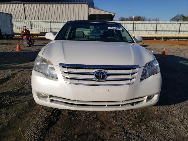 4T1BK36B55U****** - 2005 TOYOTA AVALON XLS WHITE photo 5