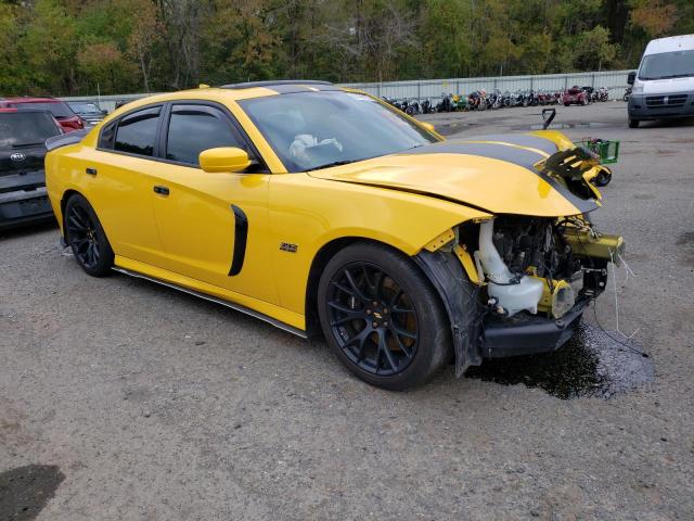 2C3CDXGJ0JH184947 - 2018 DODGE CHARGER R/ YELLOW photo 4