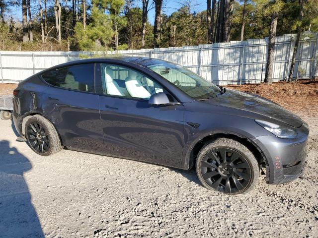 5YJYGDEE2MF267805 - 2021 TESLA MODEL Y GRAY photo 4