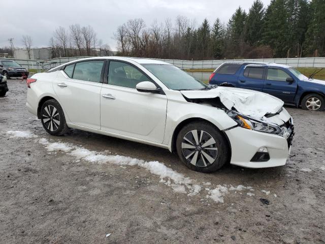 1N4BL4EV5NN403094 - 2022 NISSAN ALTIMA SL WHITE photo 4