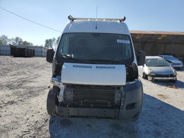 3C6TRVCG1JE112590 - 2018 RAM PROMASTER WHITE photo 5