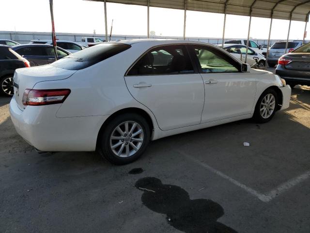 JTNBK3EK4A3046294 - 2010 TOYOTA CAMRY SE WHITE photo 3