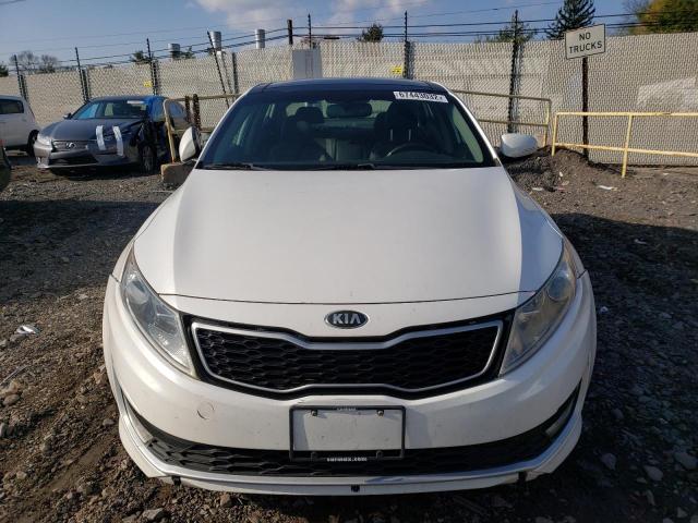 KNAGM4AD4D5060283 - 2013 KIA OPTIMA HYB WHITE photo 5