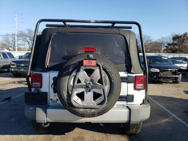 1J4FA54189L755393 - 2009 JEEP WRANGLER S SILVER photo 6