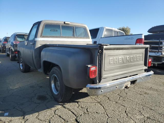 1GTGC24J0DJ504794 - 1983 GMC C2500 GRAY photo 2