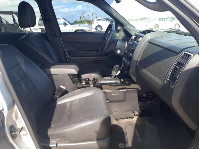 1FMCU0E72BKC41097 - 2011 FORD ESCAPE LIM SILVER photo 5