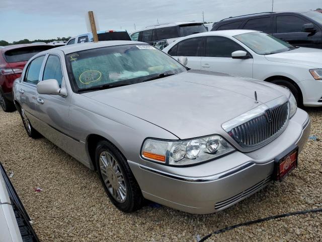 2LNBL8CV7AX631302 - 2010 LINCOLN TOWN CAR S SILVER photo 4