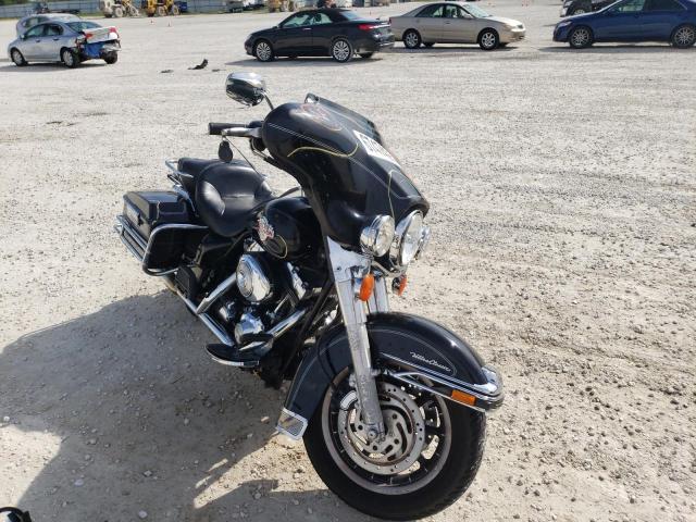 1HD1FCW135Y606405 - 2005 HARLEY-DAVIDSON FLHTCUI 黑色 照片 1