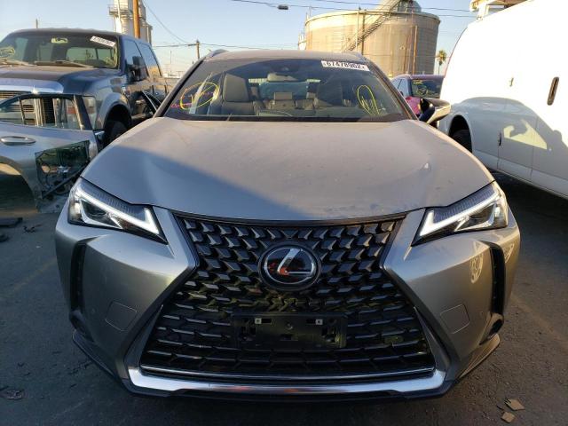 JTHX3JBH7M2040812 - 2021 LEXUS UX 200 SILVER photo 5