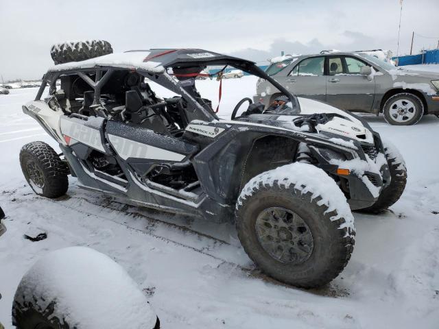 3JBVMAW40JK000054 - 2018 CAN-AM MAVERICK X TWO TONE photo 1