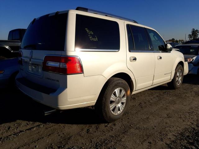 5LMFU28597LJ23999 - 2007 LINCOLN NAVIGATOR თეთრი ფოტო 3