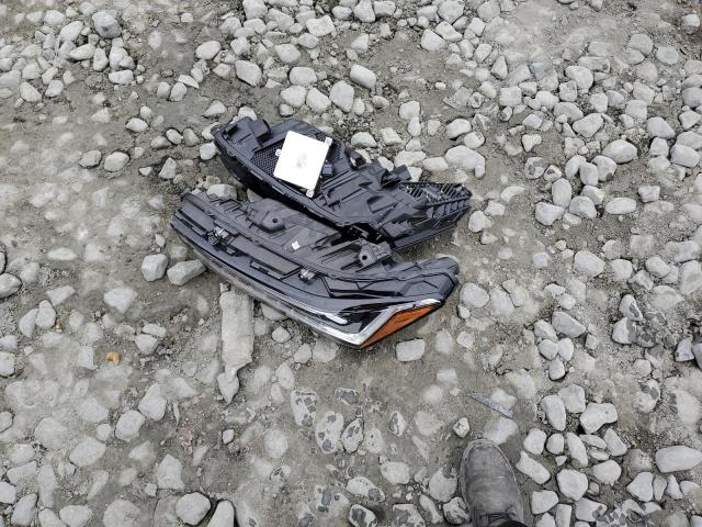 19UUB6F50MA007002 - 2021 ACURA TLX TECH A GRAY photo 12