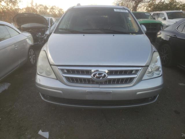 KNDMC233076026924 - 2007 HYUNDAI ENTOURAGE SILVER photo 5