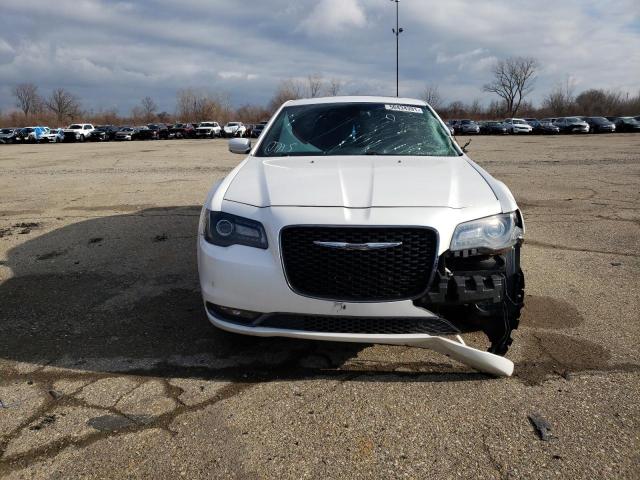 2C3CCAGG2GH270385 - 2016 CHRYSLER 300 S WHITE photo 5