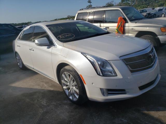 2G61M5S34H9121888 - 2017 CADILLAC XTS LUXURY WHITE photo 4