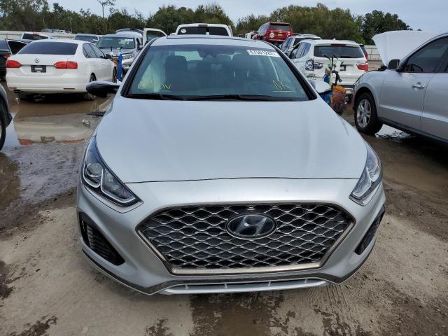 5NPE34AFXKH815027 - 2019 HYUNDAI SONATA LIM SILVER photo 5