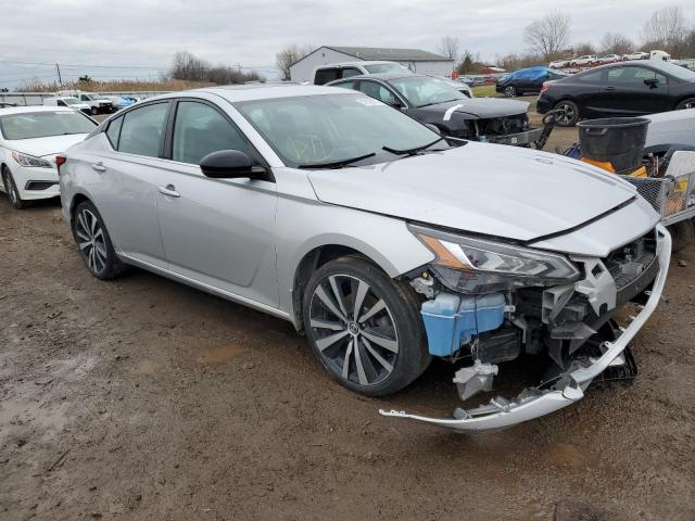 1N4BL4CW8KC152851 - 2019 NISSAN ALTIMA SR SILVER photo 4