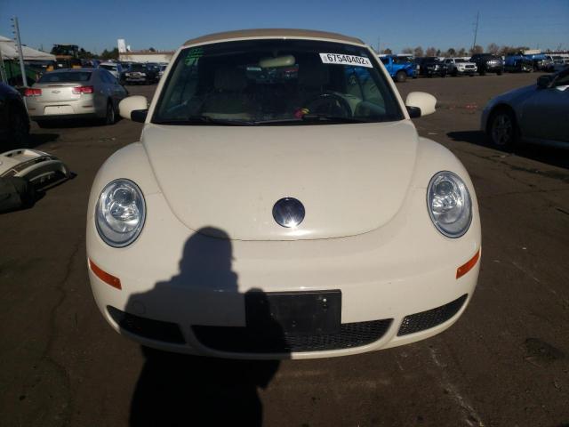 3VWRW3ALXAM004424 - 2010 VOLKSWAGEN NEW BEETLE BEIGE photo 5