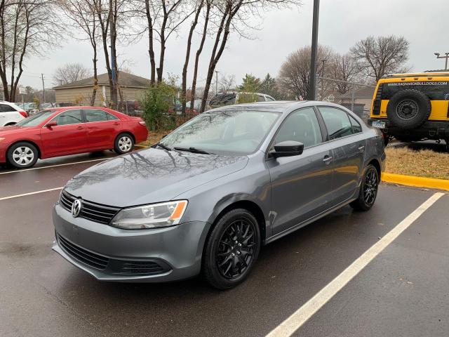 3VW1K7AJ4DM222829 - 2013 VOLKSWAGEN JETTA BASE GRAY photo 2