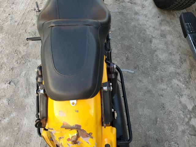 1HD1KH416BB613360 - 2011 HARLEY-DAVIDSON FLTRX YELLOW photo 6