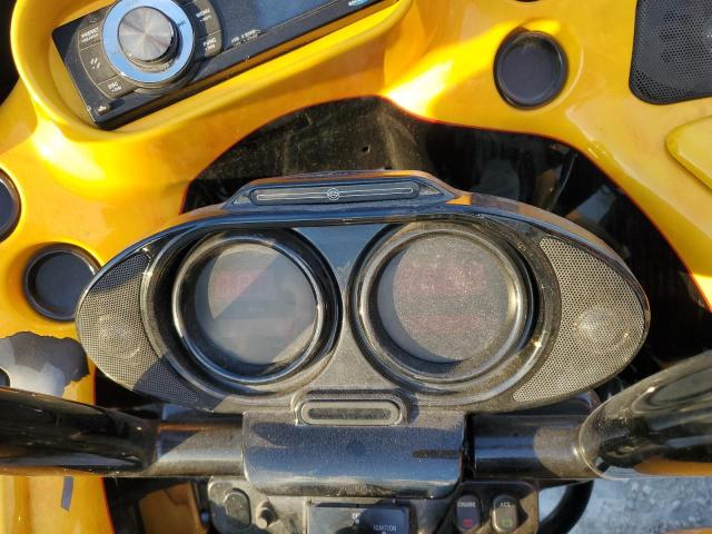 1HD1KH416BB613360 - 2011 HARLEY-DAVIDSON FLTRX YELLOW photo 8