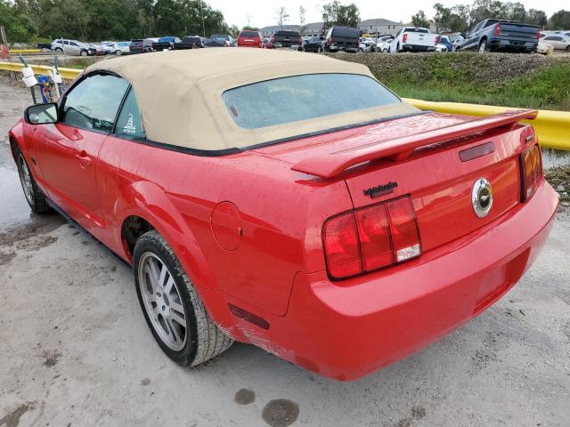 1ZVFT84N165135440 - 2006 FORD MUSTANG RED photo 2