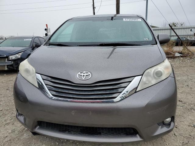 5TDDK3DC7BS001308 - 2011 TOYOTA SIENNA XLE GRAY photo 5