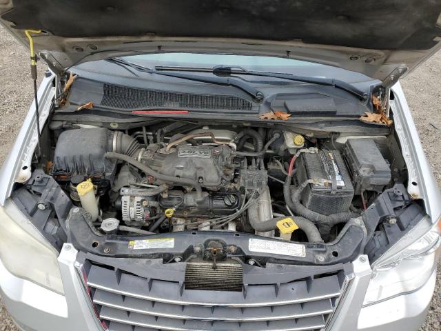 2A4RR5D1XAR308663 - 2010 CHRYSLER TOWN & COU 银色 照片 12