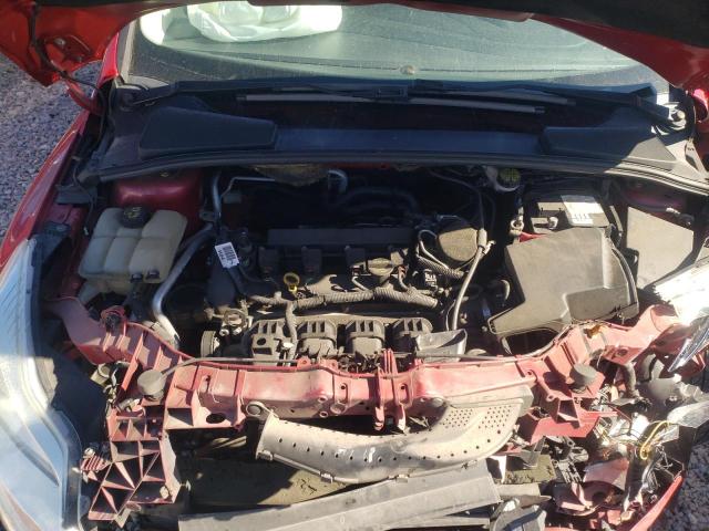 1FAHP3M28CL215128 - 2012 FORD FOCUS RED photo 11