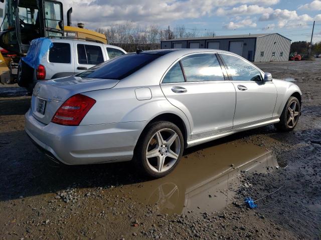 WDDNG8GBXAA344377 - 2010 MERCEDES-BENZ S 550 4MAT SILVER photo 3