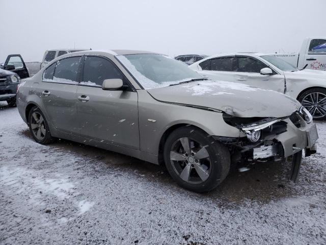 WBANF33556CS35592 - 2006 BMW 525 XI SILVER photo 4