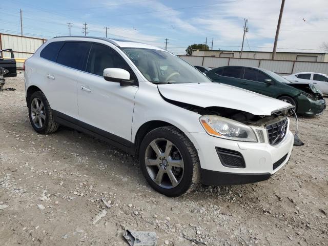 YV4952DL0D2397435 - 2013 VOLVO XC60 3.2 WHITE photo 4