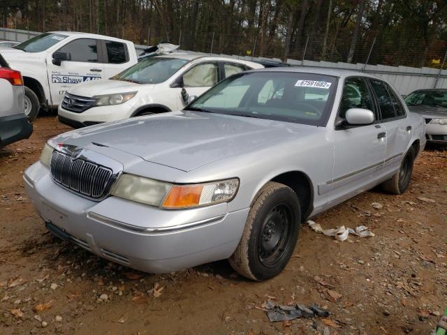 2MEFM74W6YX668094 - 2000 MERCURY GRAND MARQ SILVER photo 1