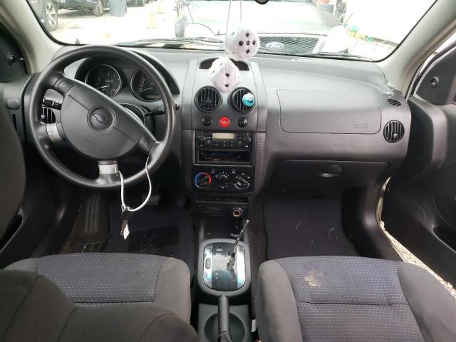 KL1TD66646B672809 - 2006 CHEVROLET AVEO BASE WHITE photo 8