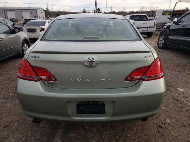 4T1BK36B95U032339 - 2005 TOYOTA AVALON XL GREEN photo 6