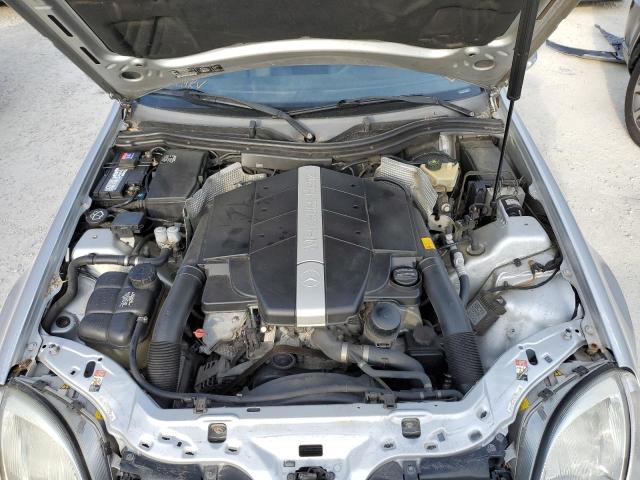 WDBKK65F31F202623 - 2001 MERCEDES-BENZ SLK 320 SILVER photo 11