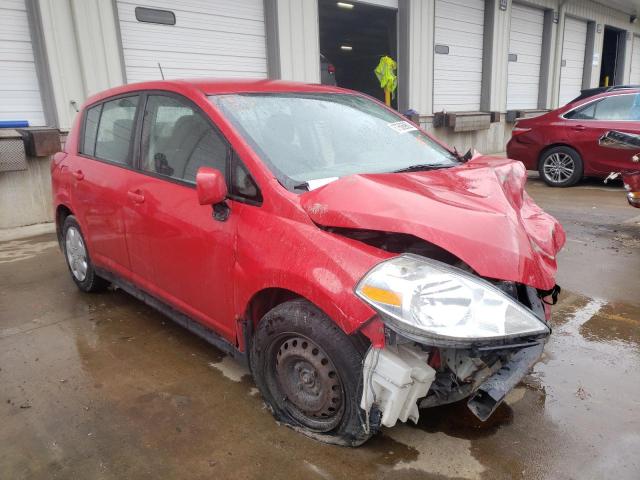 3N1BC1CP5BL406637 - 2011 NISSAN VERSA RED photo 4