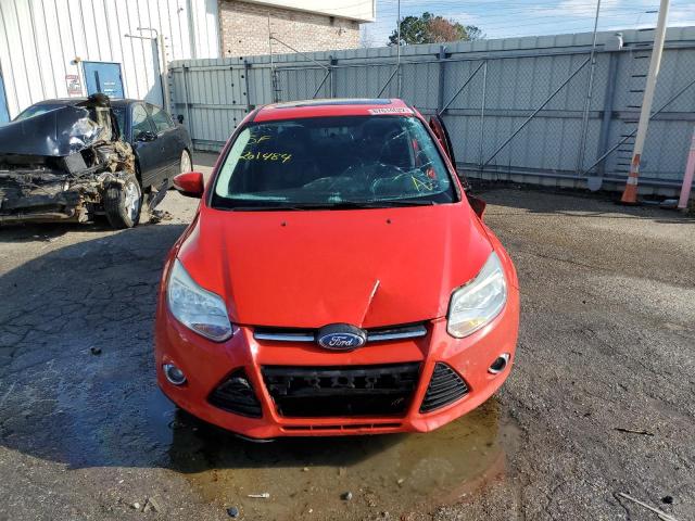 1FADP3F28DL201484 - 2013 FORD FOCUS RED photo 5