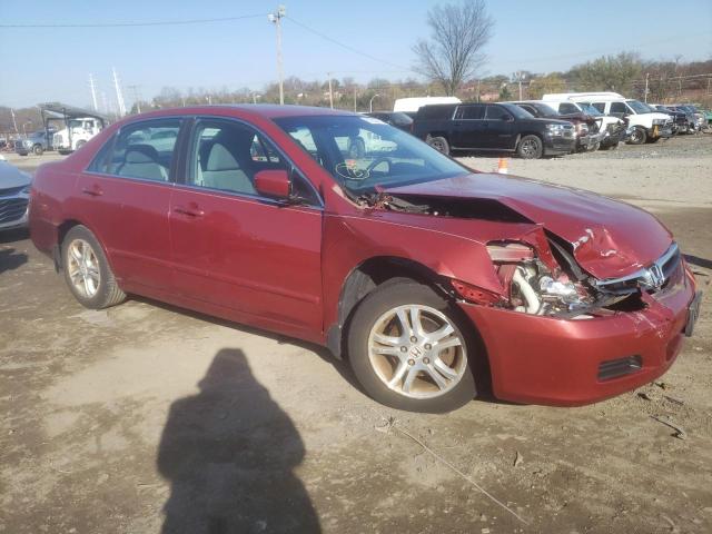 1HGCM563X7A189455 - 2007 HONDA ACCORD SE RED photo 4