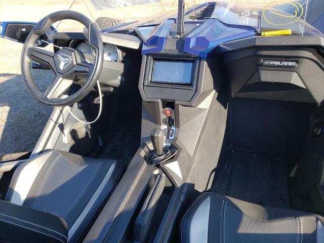 57XAAPFA1J8125917 - 2018 POLARIS SLINGSHOT BLUE photo 5