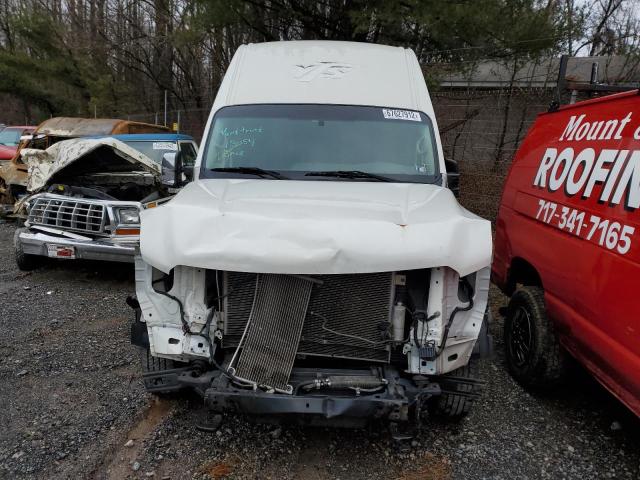 1N6AF0LY8KN804845 - 2019 NISSAN NV 2500 S WHITE photo 5