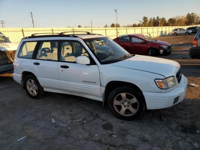 JF1SF65621H709383 - 2001 SUBARU FORESTER S WHITE photo 4