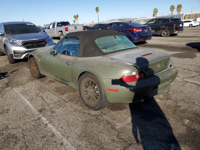 4USCN33422LM06811 - 2002 BMW Z3 2.5 GREEN photo 2