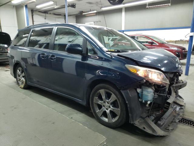 5TDXK3DC1BS172925 - 2011 TOYOTA SIENNA SPO BLUE photo 4