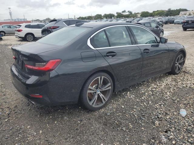 3MW5R1J5XK8B00043 - 2019 BMW 330I BLACK photo 3