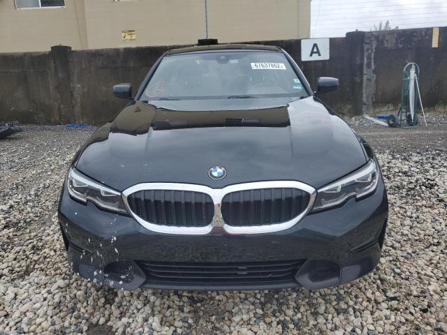 3MW5R1J5XK8B00043 - 2019 BMW 330I BLACK photo 5